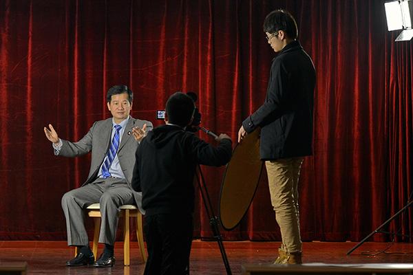 怎么表達宣傳片拍攝細(xì)膩的鏡頭
